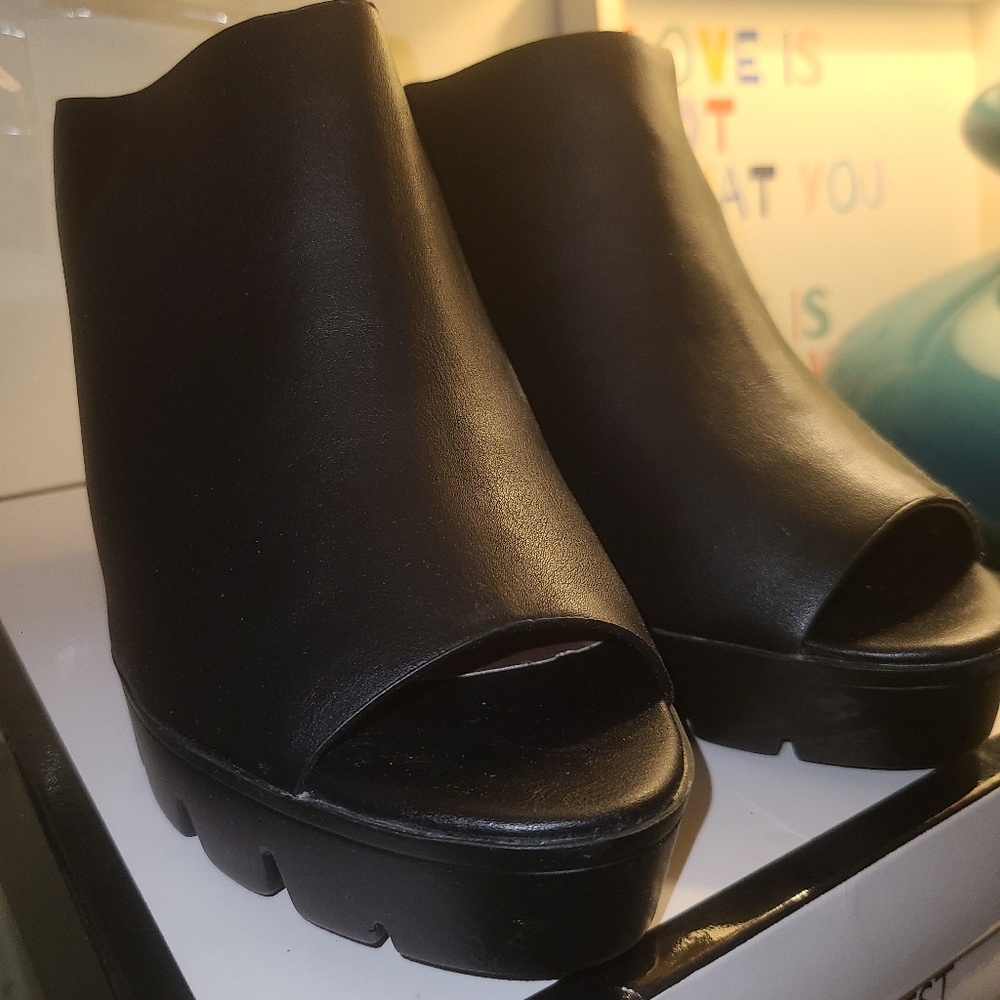 Black Heeled Mules